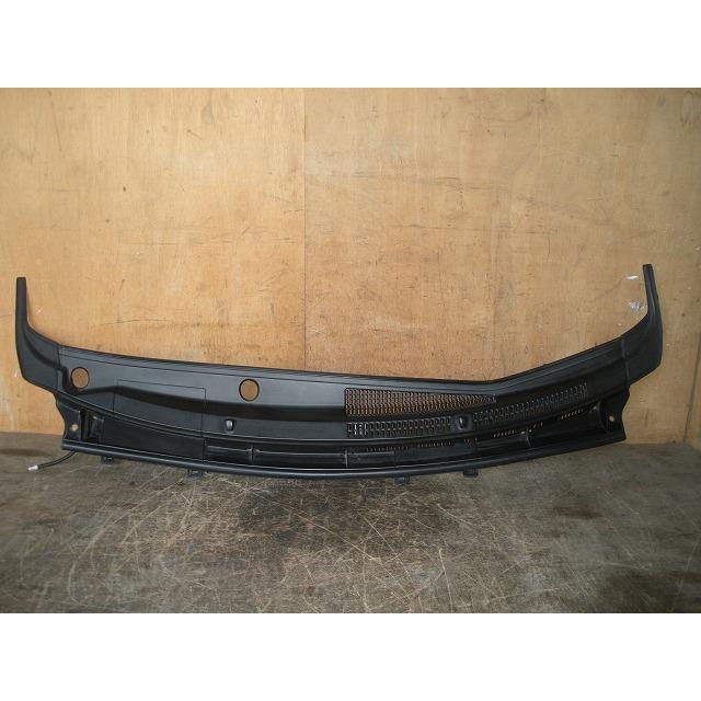 アクア DAA-NHP10 カウルトップパネル 純正品番55708-52260 管理番号