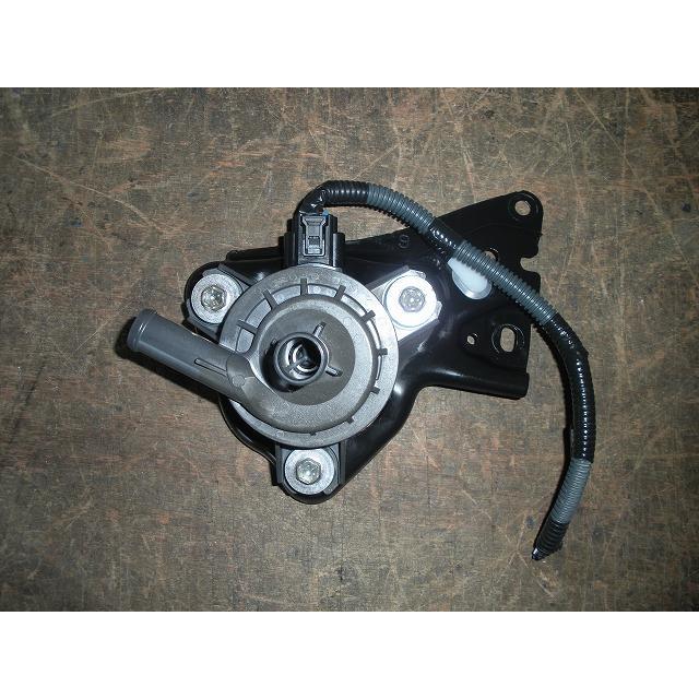 アクア DAA-NHP10 ウォーターポンプ インバーター用 純正品番G9040