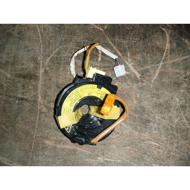 ポルテ CBA-NNP10 スパイラルケーブル 純正品番84306-52041 管理番号