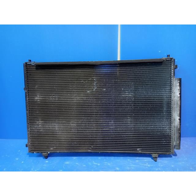 ヴォクシー DBA-AZR60G コンデンサー 純正品番88460-28580 管理番号