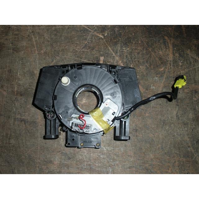 マーチ UA-AK12 スパイラルケーブル 純正品番25567-AX000 管理番号