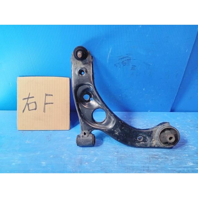 （Uさん専用）タントl350s 調整式アクスル、ロア タント CBA-L350S 右フロントロアアーム 純正品番48068-B2050