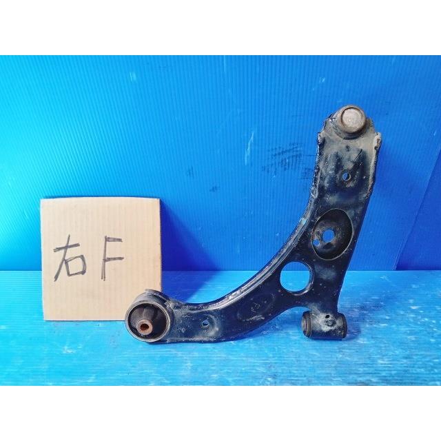 L375タント 上げロアアーム タント CBA-L350S 右フロントロアアーム 純正品番48068-B2050 管理番号