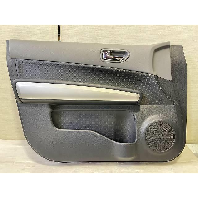 あ出品 エクストレイル DBA-NT31 左フロントドアトリム 内張り 純正品番80901