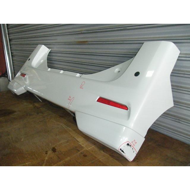 ダイハツ純正タントリヤバンパー LA600Sパールホワイト タント DBA-LA600S リアバンパー カラー番号W24 パールホワイトIII