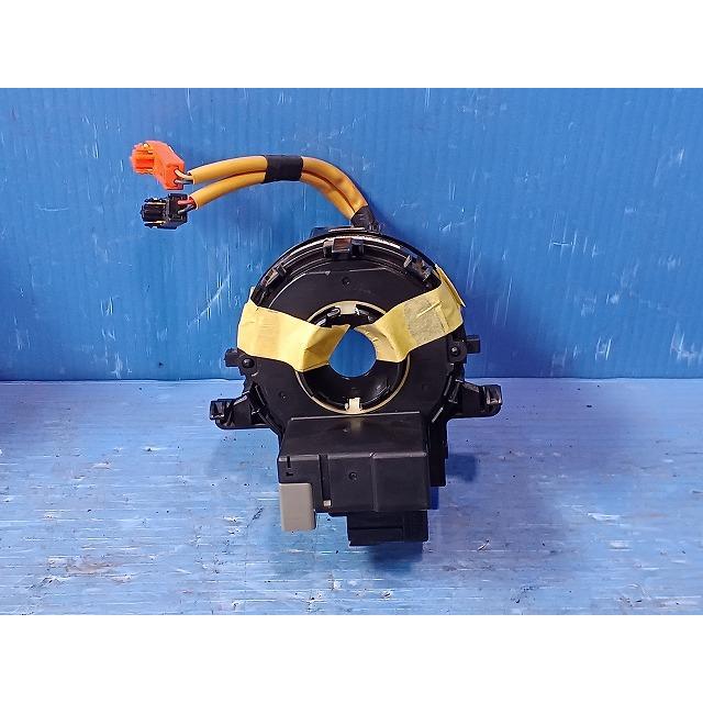 マークX マークX DBA-GRX120 スパイラルケーブル 純正品番84306-48030