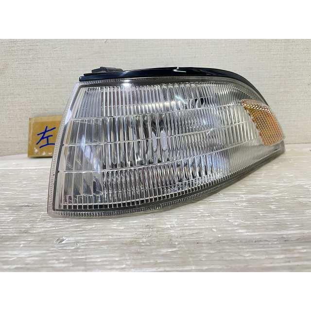 あき　さま　専用ページ マークII E-GX81 左クリアランスランプ 純正品番81620-22201 管理番号