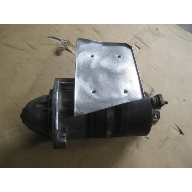 アウディ A4 E-8DADR セルモーター(スターター) 管理番号L4921