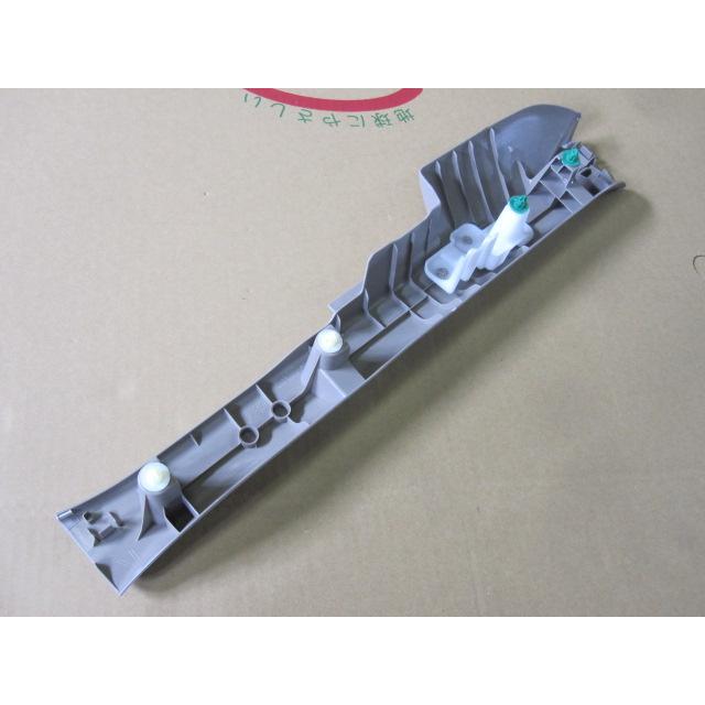 純正スカッフプレート N-BOX DBA-JF1 右フロントスカッフプレート 純正品番84201-TYO-003ZA