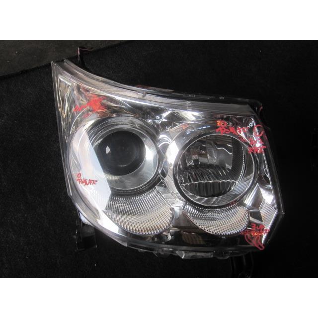 ダイハツ　ムーヴキャンバス850S右ヘッドランプ ダイハツ ムーヴキャンバス LA850S 右ヘッドライト - ライト一 番 安い