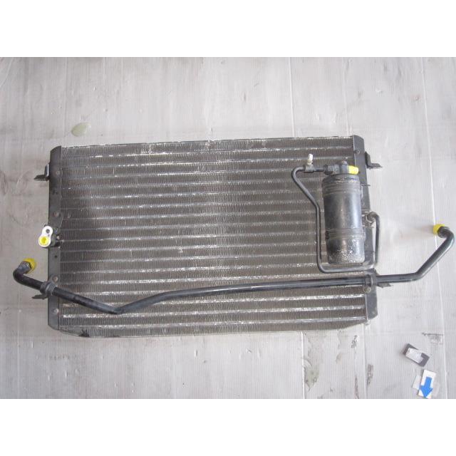 マークII L-YX76V コンデンサー 純正品番88460-22281 管理番号Q2358