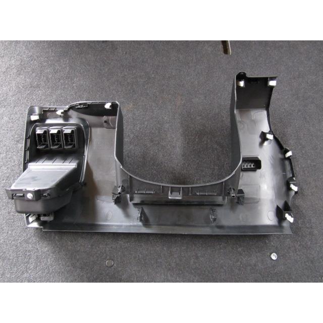 ライフ DBA-JC1 右アンダーパネル 純正品番77301-SZH-003ZA 管理