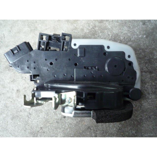 マーチ DBA-K13 左リアドアロックソレノイド アクチュエーター 純正品番82501-1HH0C 管理番号L6289 : 赤江解体 ...