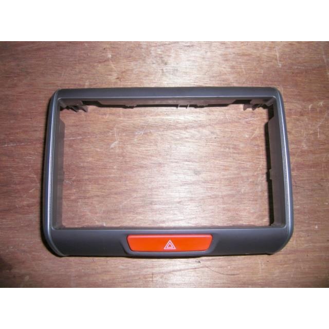 N-BOX DBA-JF1 オーディオパネル 純正品番77250-TY0-N01ZA 管理番号