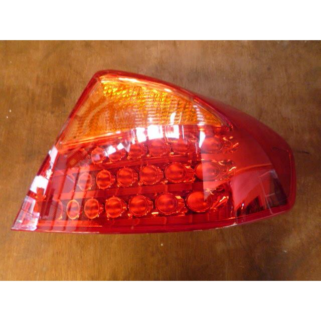 スカイライン（日産） スカイライン GH-V35 右テールランプ ブレーキ