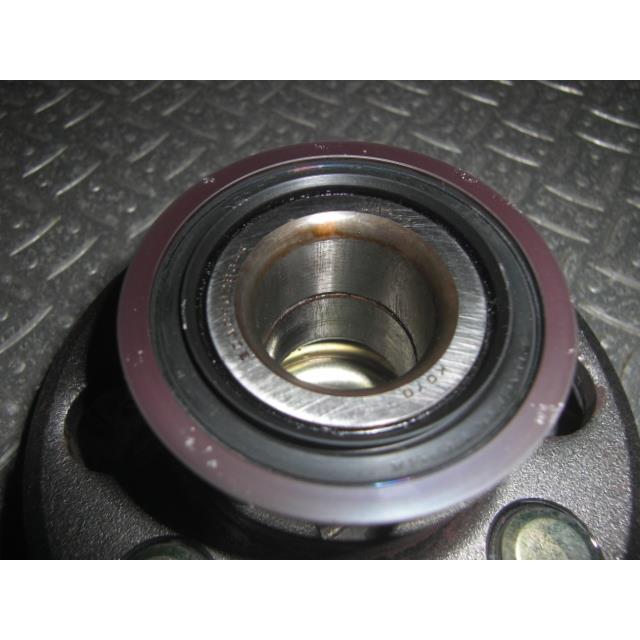 ライフ UA-JB5 右リアハブ 純正品番42200-SFA-N51 管理番号U4039