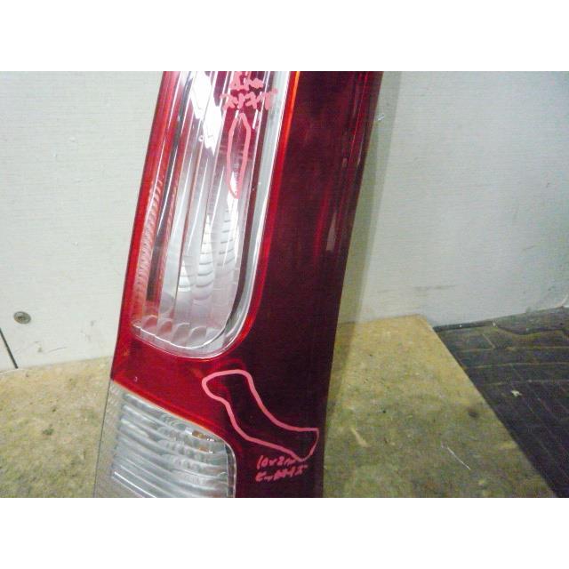 ミラ（ダイハツ） ミラアヴィ CBA-L250S 右テールランプ ストップ