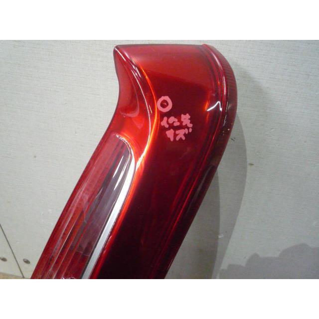 ミラ（ダイハツ） ミラアヴィ CBA-L250S 右テールランプ ストップ