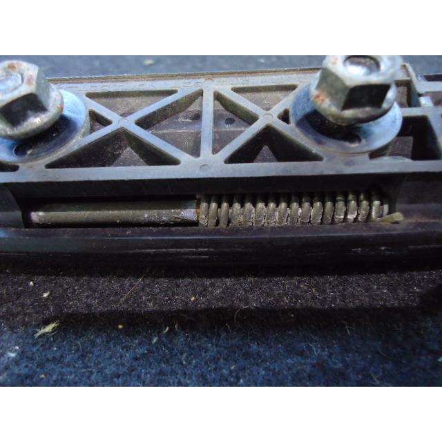 アルト LE-HA23V 左フロントアウターハンドル 無塗装黒 純正品番