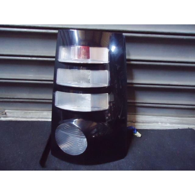 シエンタ(車) シエンタ DBA-NCP81G 右テールランプ ストップランプ