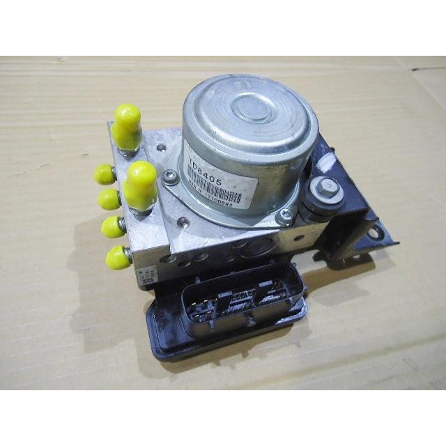 momoさん専用　架台 セレナ DBA-FC26 ABSアクチュエーター 純正品番47660-1VA9C 管理番号