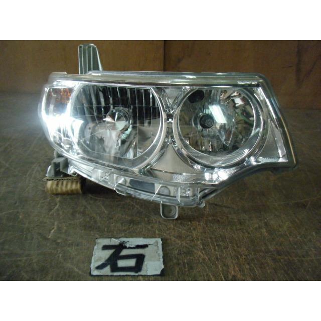 タント CBA-L375S 右ヘッドランプ 右ヘッドライト 純正品番81110-B2500 