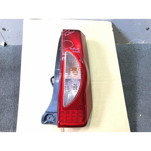アルト DBA-HA24S 右テールランプ ストップランプ ブレーキ