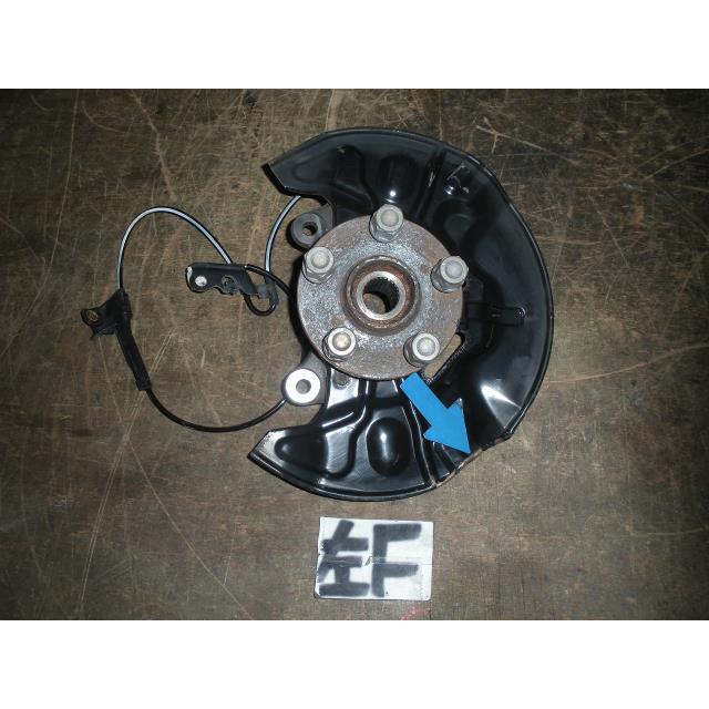 アベンシス CBA-AZT251 左フロントナックル 純正品番43212-05052 管理