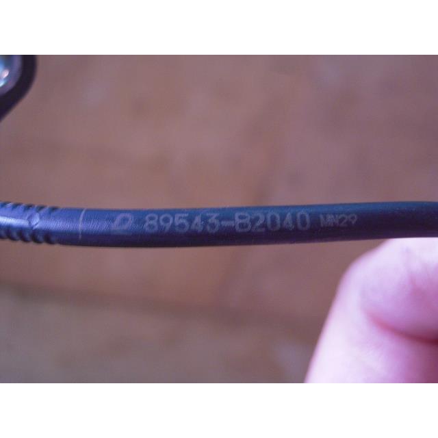 ムーヴ DBA-LA100S 左フロントABSセンサー 純正品番89543-B2040 ムーヴ DBA-LA100S 左フロントABSセンサー 純正品番89543-B2040