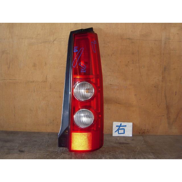 AZワゴン CBA-MJ21S 右テールランプ ストップランプ ブレーキランプ