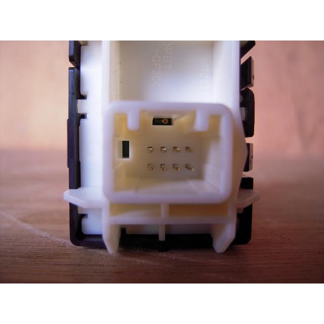 タント DBA-LA600S パワースライドドアスイッチ 純正品番84930