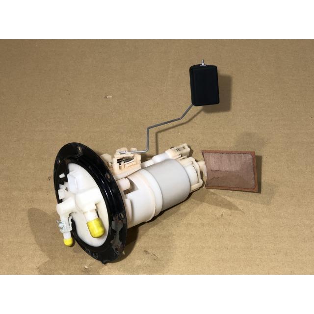 ぴよぴよ　10 品番104】スピーダホリックXX（レッド×ブラックハブ）【新型