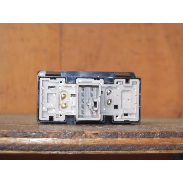ビアンテ DBA-CCEFW パワースライドドアスイッチ 純正品番C273 ビアンテ DBA-CCEFW パワースライドドアスイッチ 純正品番C273