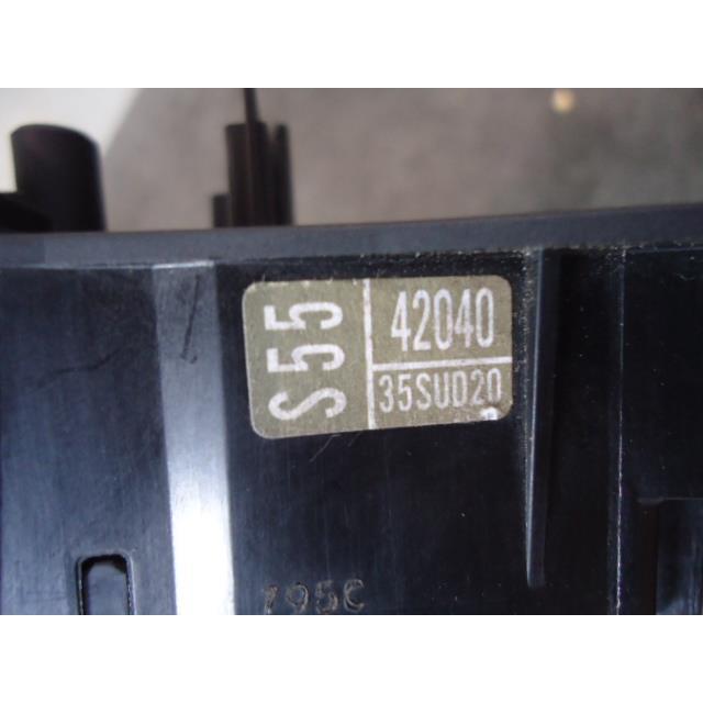 ノア DBA-ZRR70G ディマースイッチ 　純正品番84140-42030 管理番号Z5047｜a-p-s-akae｜04