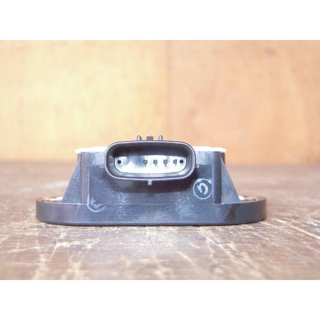 クラウン DBA-GRS204 ヨーレートセンサー 純正品番89183-30080 管理