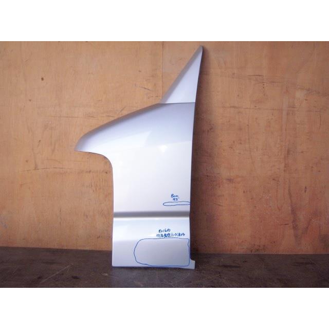 ミニキャブ LE-U61V 左フロントフェンダー カラー番号A69