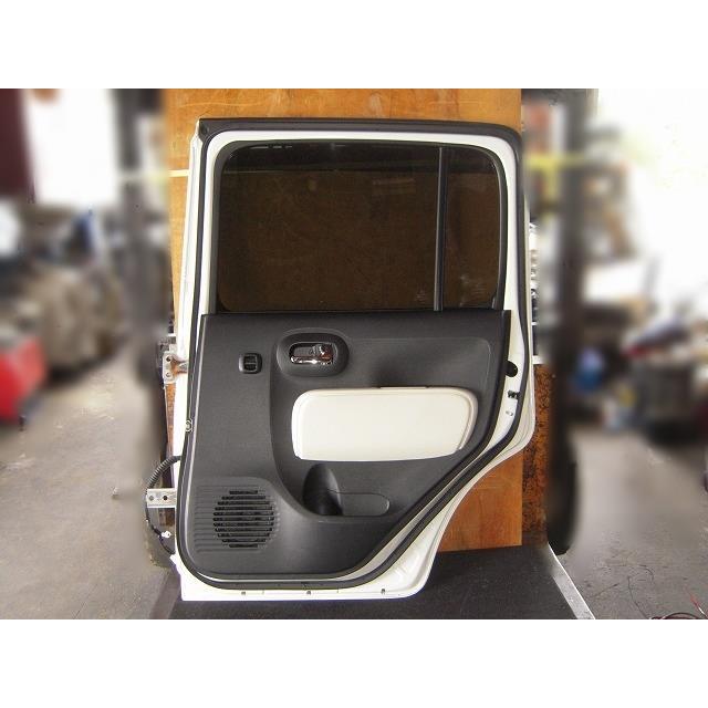 ミラ（ダイハツ） ミラココア DBA-L675S 右リアドア カラー番号W24 