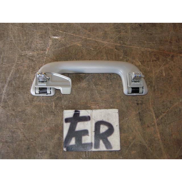 良品 プリウス30 Gs 後期 トヨタ純正 ドアアシストグリップ 1台分 良品 プリウス30 Gs 後期 トヨタ純正 ドアアシストグリップ 1