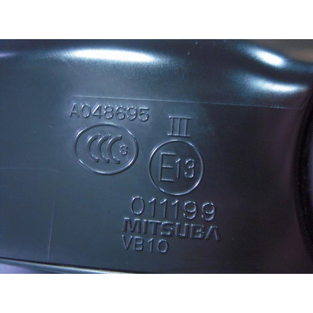 【専用品】 インプレッサ DBA-GE2 右ドアミラー カラー番号37J サテンホワイトP