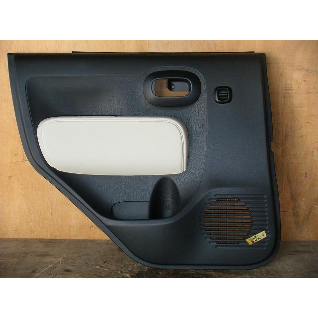 ミラ（ダイハツ） ミラココア DBA-L675S 左リアドアトリム 内張り 純正