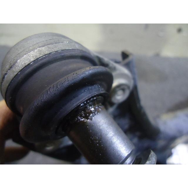 CR-V DBA-RE3 右フロントロアアーム 純正品番51350-SWA-E50 管理番号