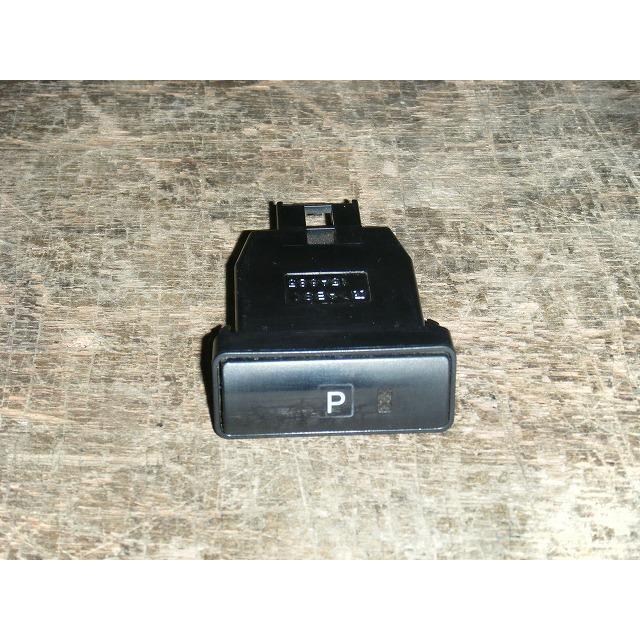 プリウス DAA-NHW20 パーキングスイッチ 純正品番84480-47020
