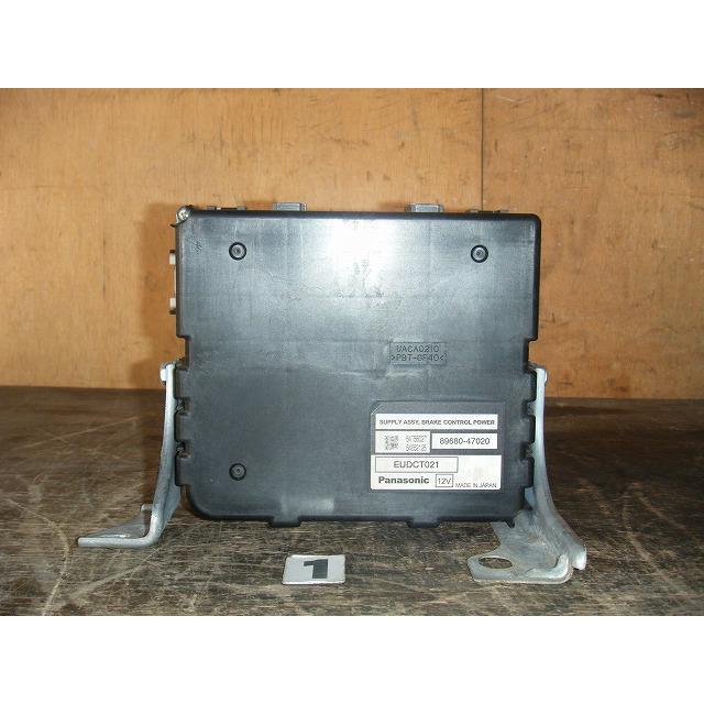 プリウス PRIUS DAA-NHW20 ブレーキコントロールコンピューター 純正