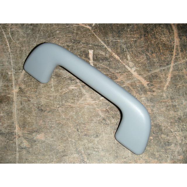 ウィッシュ DBA-ZGE20G 右フロントアシストグリップ 純正品番74610