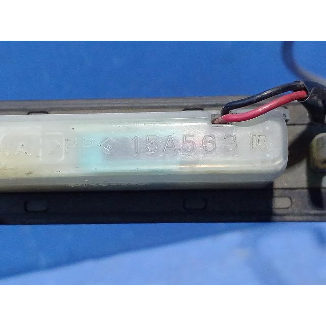 ウィッシュ CBA-ZNE10G バックドア リアゲートオープナースイッチ 純正