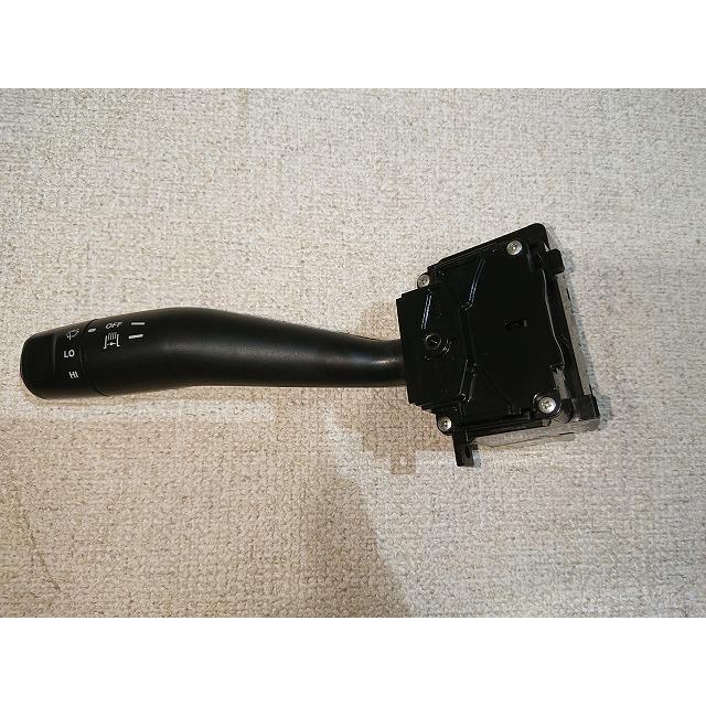 エルフ BDG-NPR85AN ワイパースイッチ 管理番号Z9820 : 赤江解体 エルフ BDG-NPR85AN ワイパースイッチ 管理番号Z9820 : 赤江解体