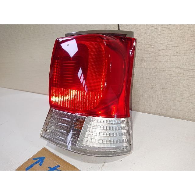 タント DBA-L375S 右テールランプ ブレーキランプ ストップランプ 純正 