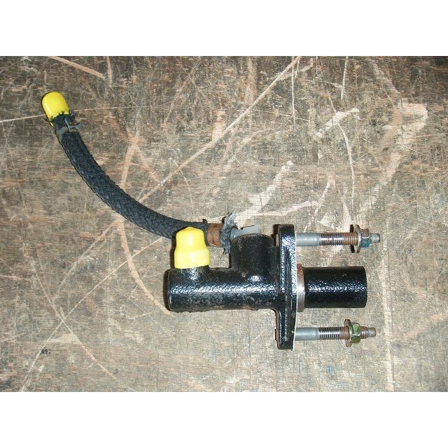 RX-8 LA-SE3P クラッチマスターシリンダー 純正品番F151-41-990A RX-8 LA-SE3P クラッチマスターシリンダー 純正品番F151-41-990A