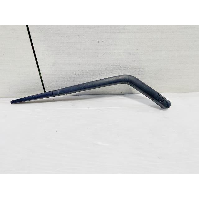 ルー様ご確認用です(^ー^) 85241-63010 (85241)R/ワイパーアーム 1個 トヨタ 【通販