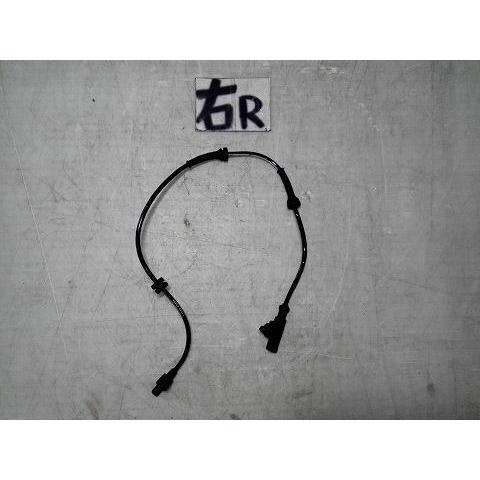 キューブ DBA-Z12 右リアABSセンサー 純正品番47900-ED000 管理番号